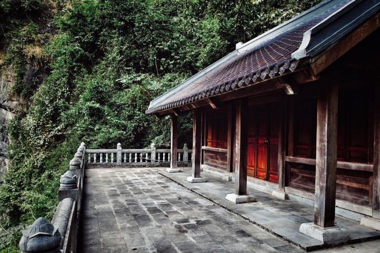 Động Am Tiên - Ninh Bình