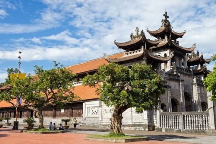 Nhà thờ Phát Diệm - Ninh Bình