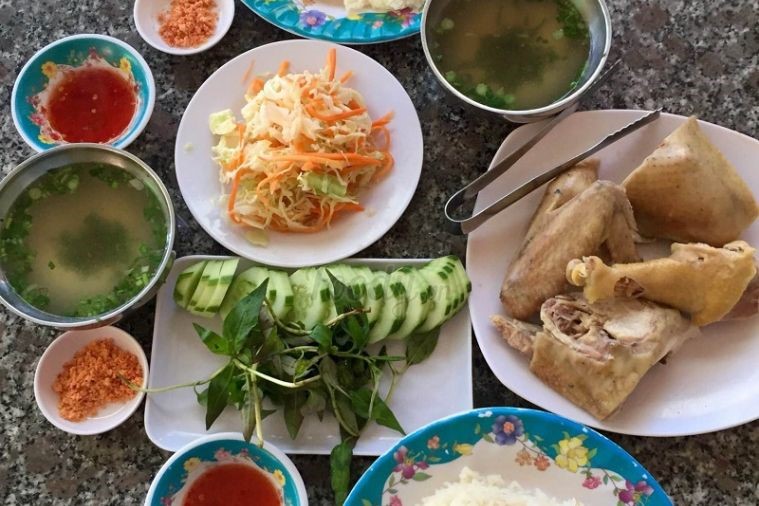 Tiệm Cơm Làng Văn - Phan Thiết