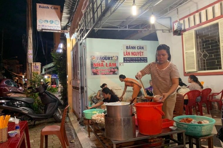 Bánh căn Lân Nguyệt - Phan Thiết