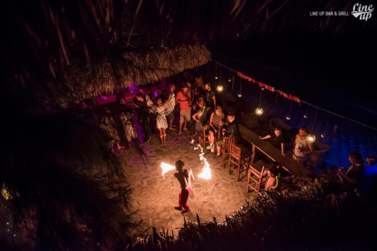 Line Up Bar & Grill - Phan Thiết