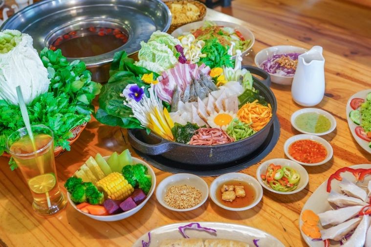 Nhà hàng buffet rau LeGuda - Đà Lạt