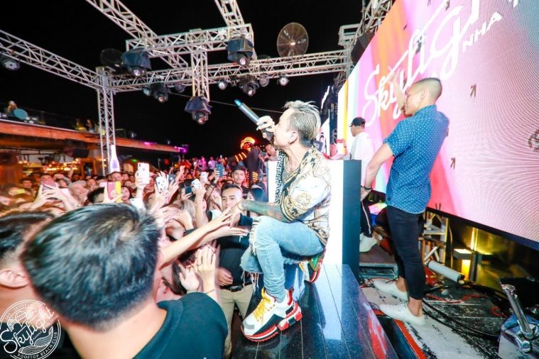 Skylight bar - Nha Trang