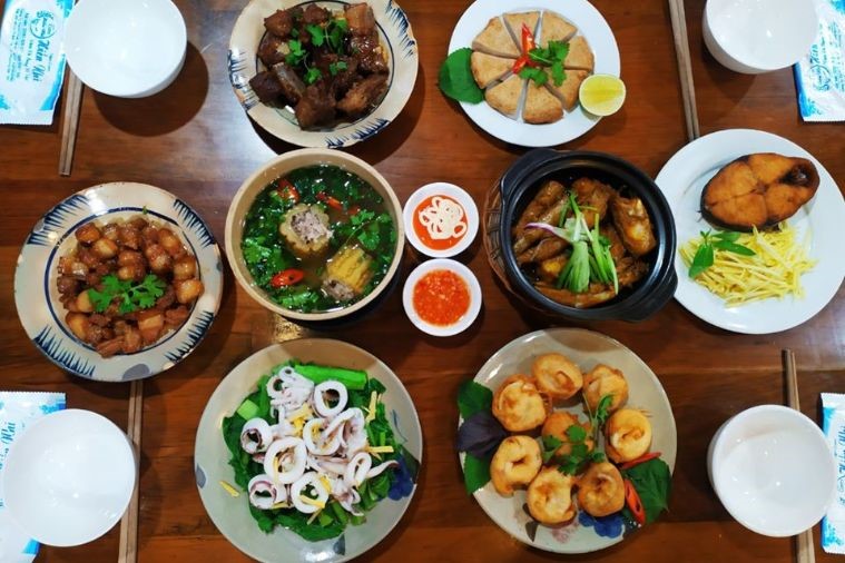 Cơm Hiền Nhi - Nha Trang