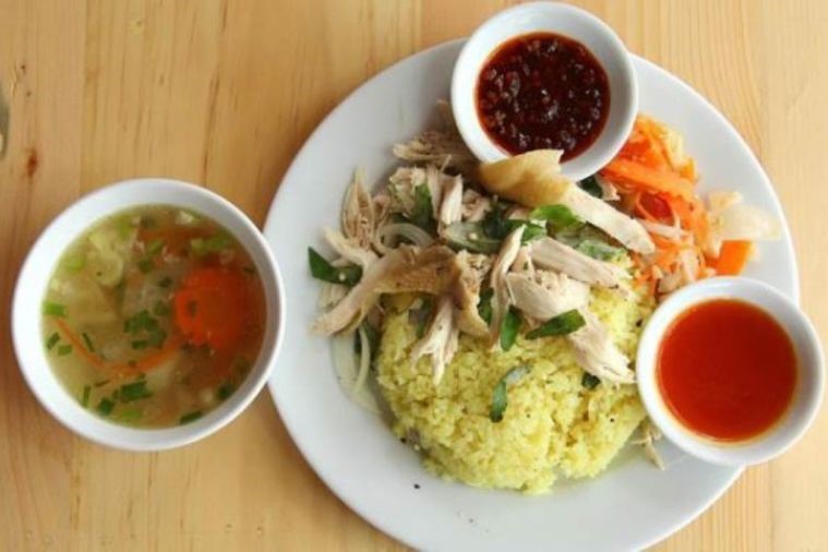 Cơm gà Hà - Nha Trang
