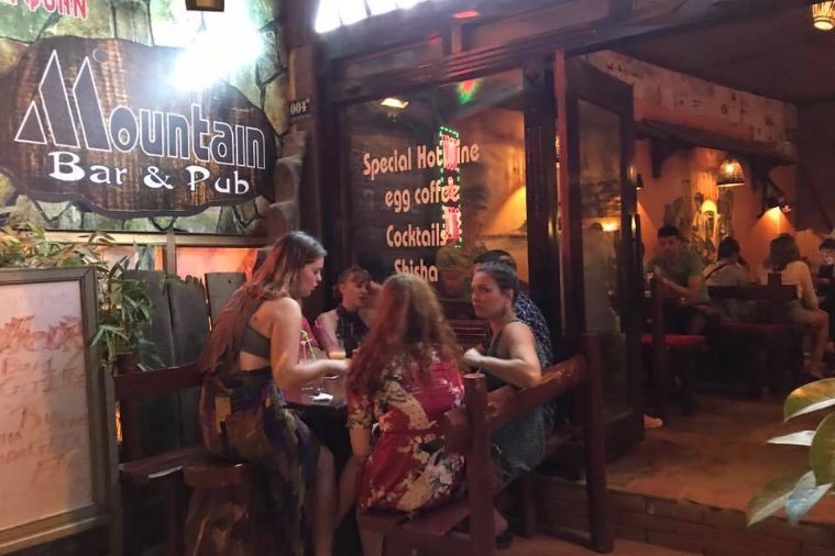Mountain Bar & Pub - Sapa