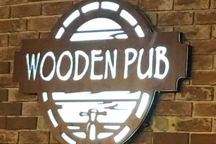Wooden Pub - Sapa