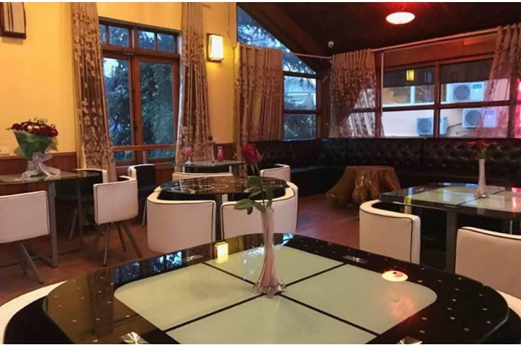 Karaoke Vườn Hồng - Sapa