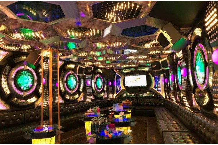 Karaoke Vườn Hồng - Sapa