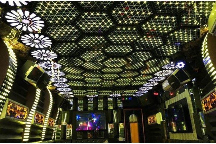 Karaoke Vườn Hồng - Sapa