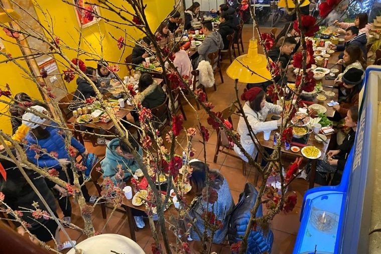 Hotpot center - Lẩu nướng băng chuyền - Sapa