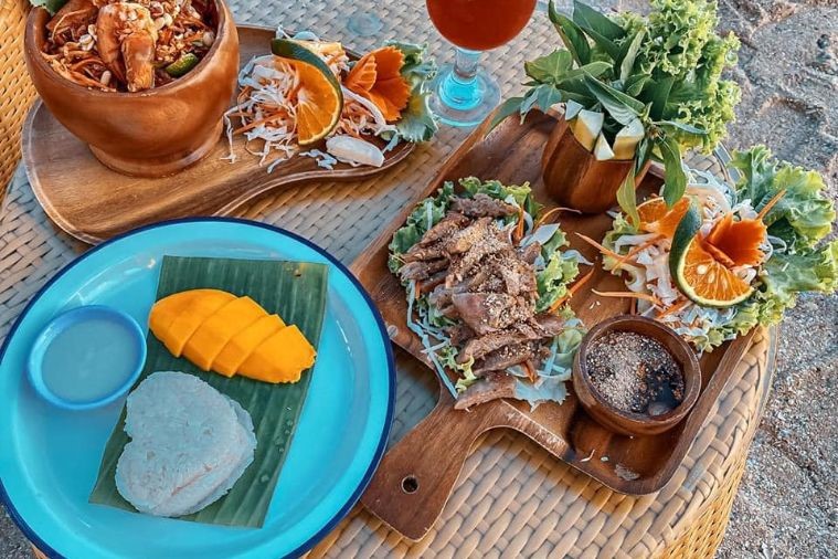 Chameleon Beach Bar - Phan Thiết