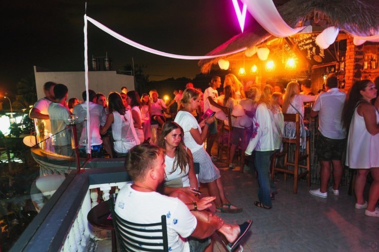Triangle Rooftop Club - Phan Thiết