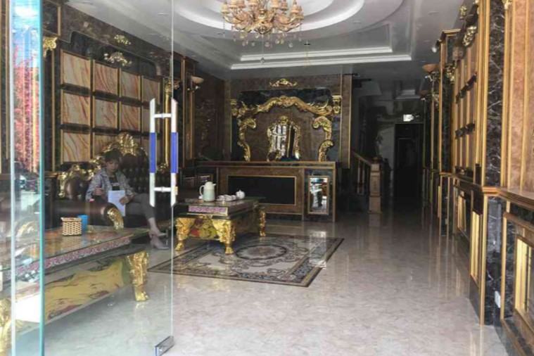 Karaoke Galaxy - Sapa