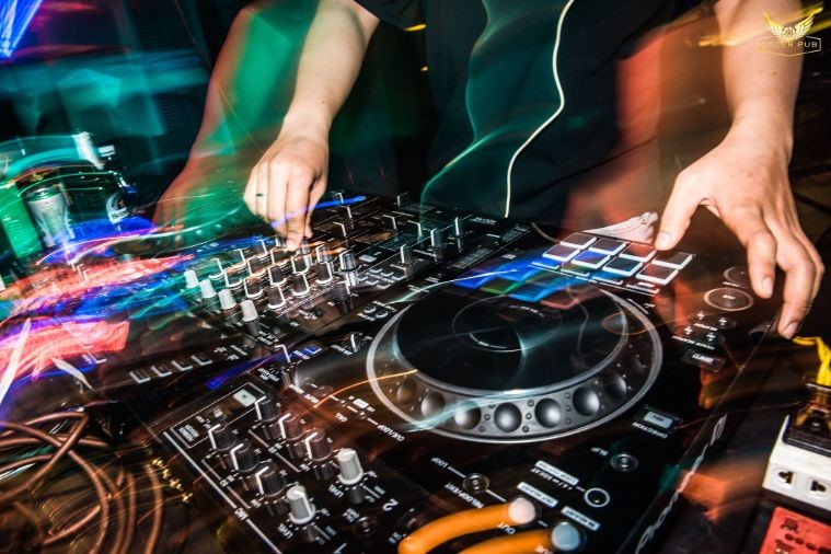 Golder Pub - Quy Nhơn