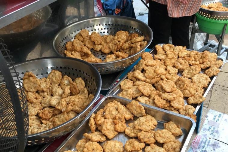 Xôi chả mực Bà Béo Minh Hòa - Hạ Long