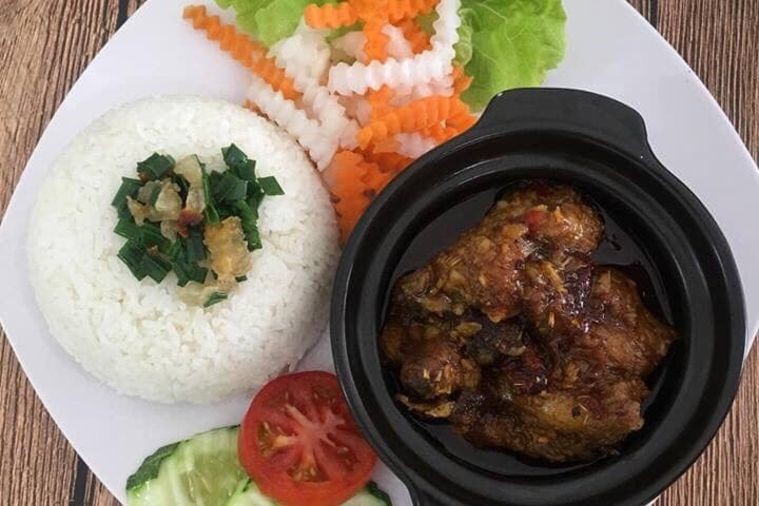 Cơm Cô Tấm - Hạ Long