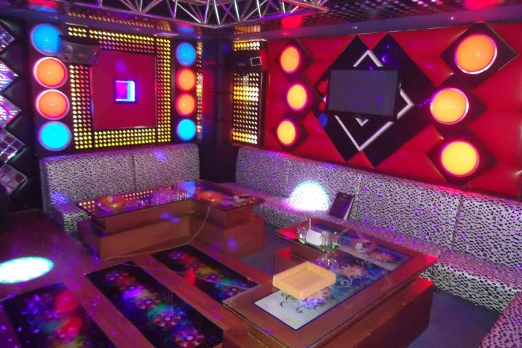 Karaoke Diamond Club - Hạ Long