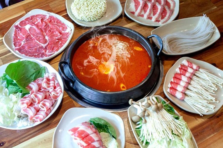 Guigui BBQ Monbay - Hạ Long