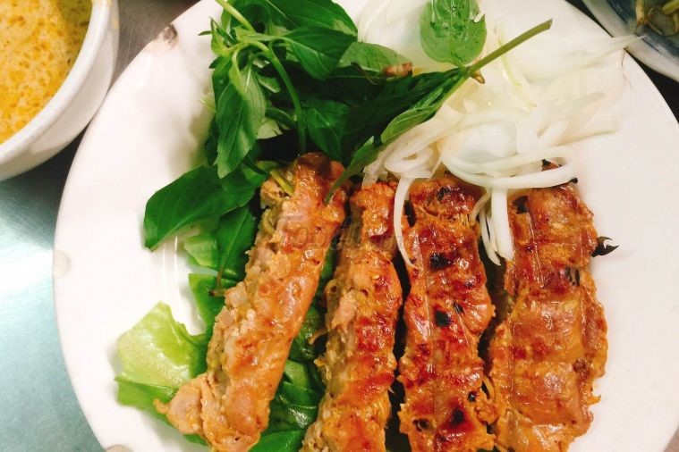 Quán lẩu dê Chóp Chài - Phú Yên