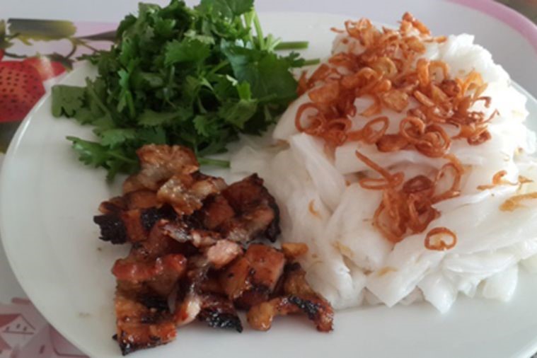 Bánh Cuốn Chả Vân Giang - Ninh Bình