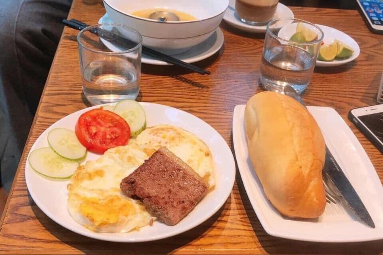 Bánh mì Hùng - Ninh Bình