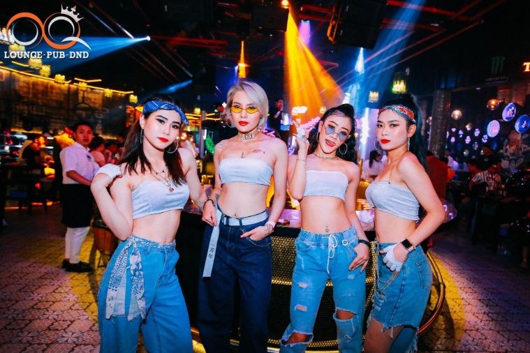 OQ Lounge Pub - Đà Nẵng
