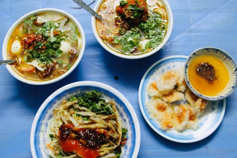 Dì Huê - Bánh Canh & Bột Lọc Chiên - Đà Nẵng