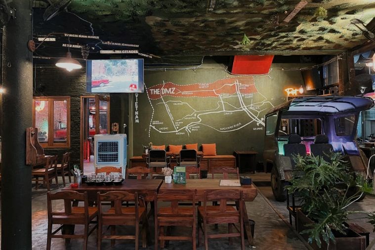 DMZ Bar - Huế