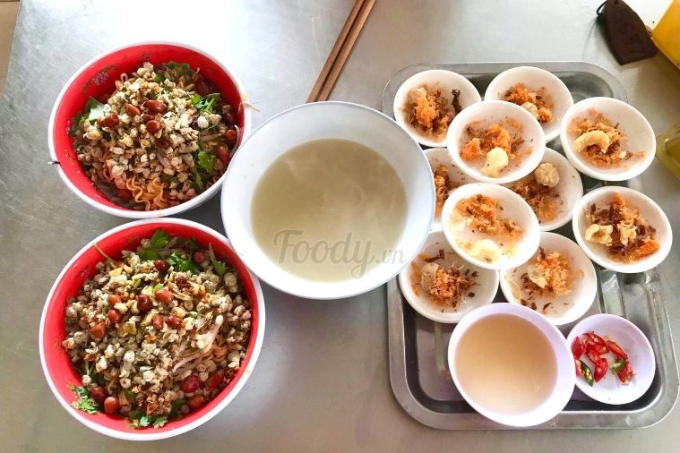 Cơm hến Hoa Đông - Huế