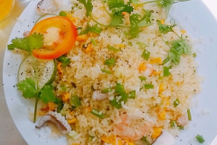 Cơm gà Bùi A Sơn - Huế