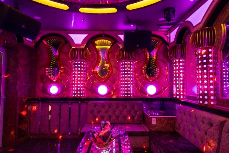 Royal Karaoke - Huế