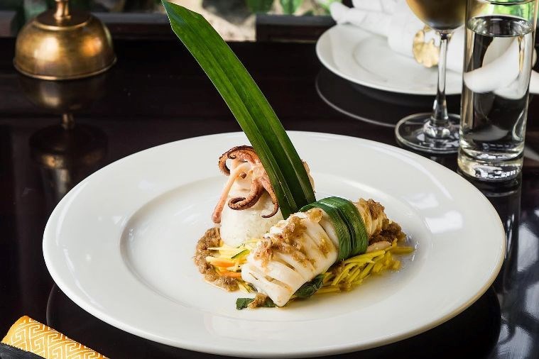 Ancient Hue Garden Houses - Hue