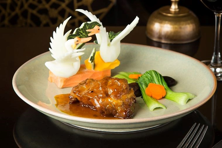 Ancient Hue Garden Houses - Hue