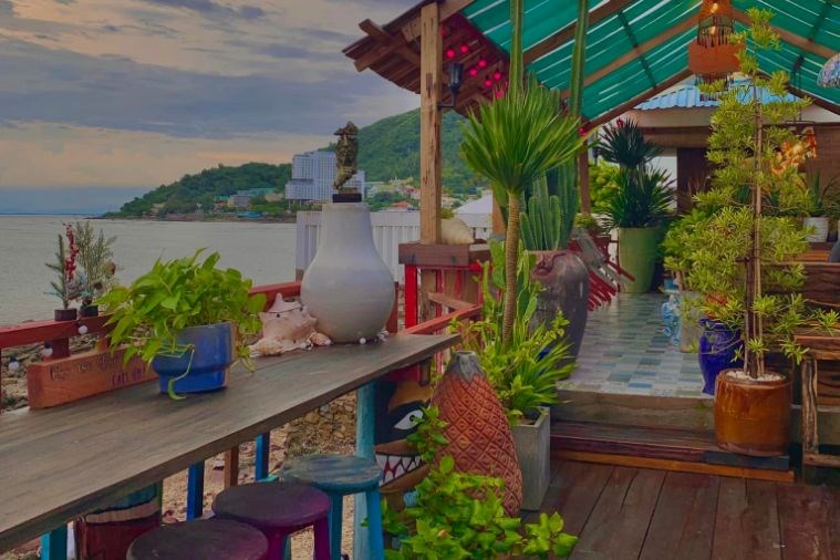  Beach Stop Lounge & Café - Vũng Tàu