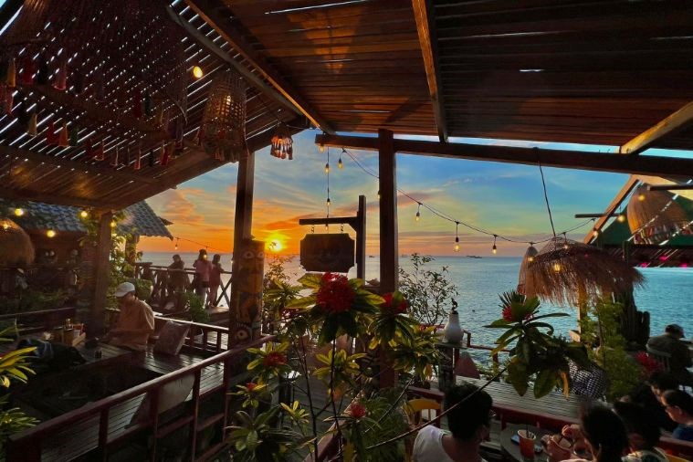  Beach Stop Lounge & Café - Vũng Tàu