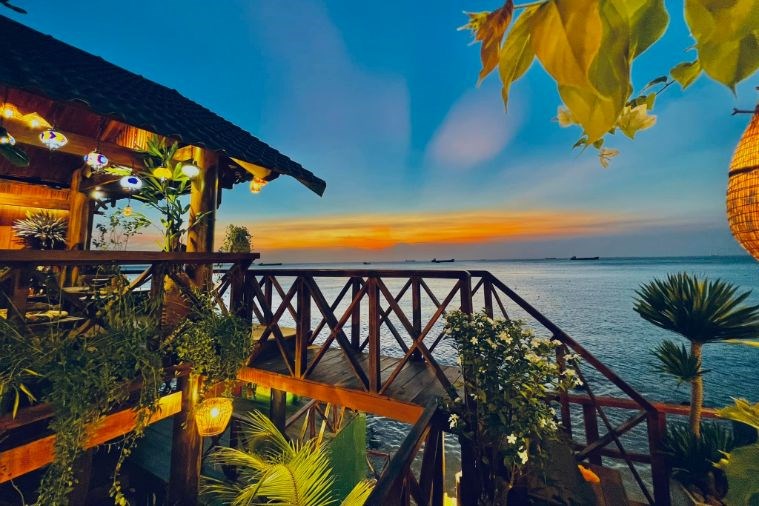  Beach Stop Lounge & Café - Vũng Tàu