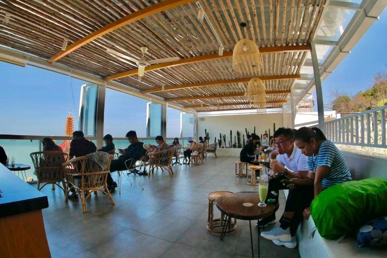 Lightroom Cafe - Vũng Tàu