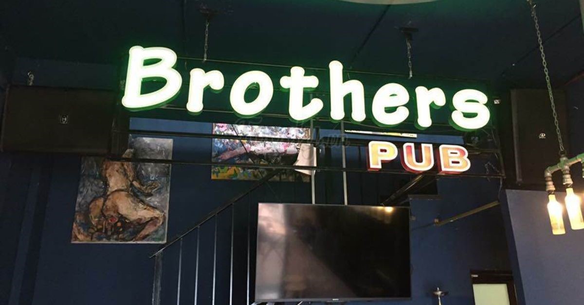 Brothers Pub Hạ Long