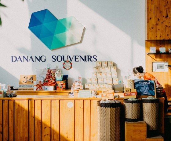 Danang Souvenirs & Cafe - Đà Nẵng