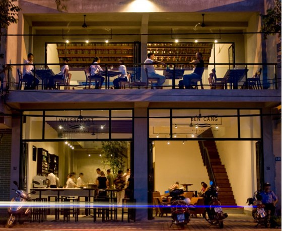 Waterfront - Bar & Restaurant - Đà Nẵng