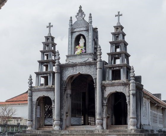 Nhà thờ Đá - Sapa