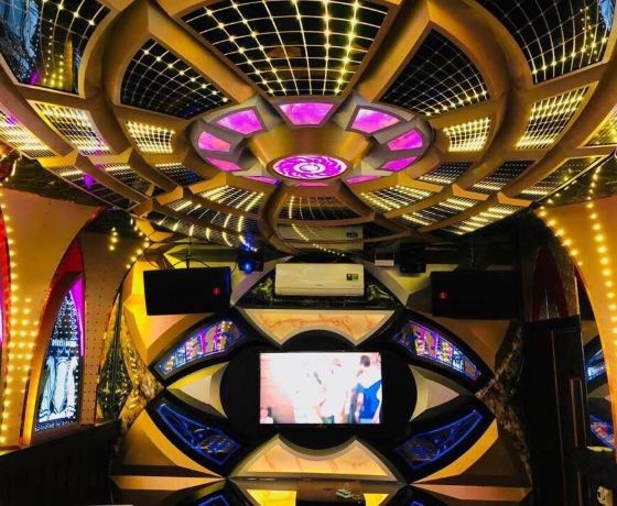 Karaoke Vườn Hồng - Sapa