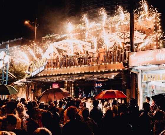 Guru Sport Bar - Nha Trang