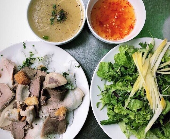 Quán Mẫn - Bánh Hỏi Lòng Heo - Quy Nhơn