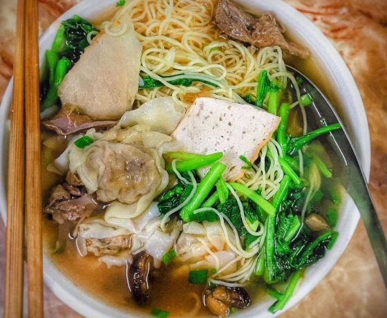 Quán Dũng Oanh Mì Vằn Thắn - Hạ long