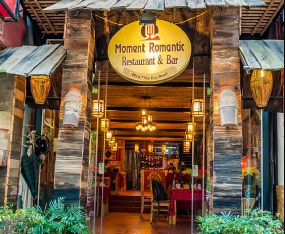 Moment Romantic Restaurant - Sapa