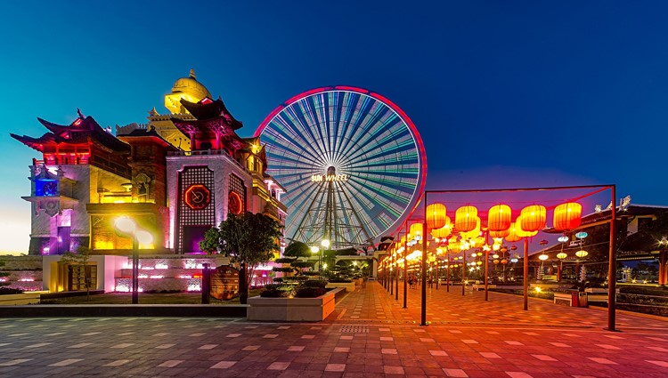 Asia Park ra mắt tháp rơi tự do cao nhất Việt Nam Golden Sky Tower