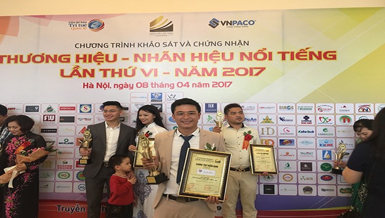 One Đà Nẵng - Thương hiệu nổi tiếng 2017 về đặt phòng khách sạn và tour du lịch tại Đà Nẵng