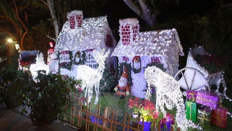 Bật mí 6 địa điểm vui chơi Giáng Sinh lung linh không thể không ghé tại Đà Nẵng